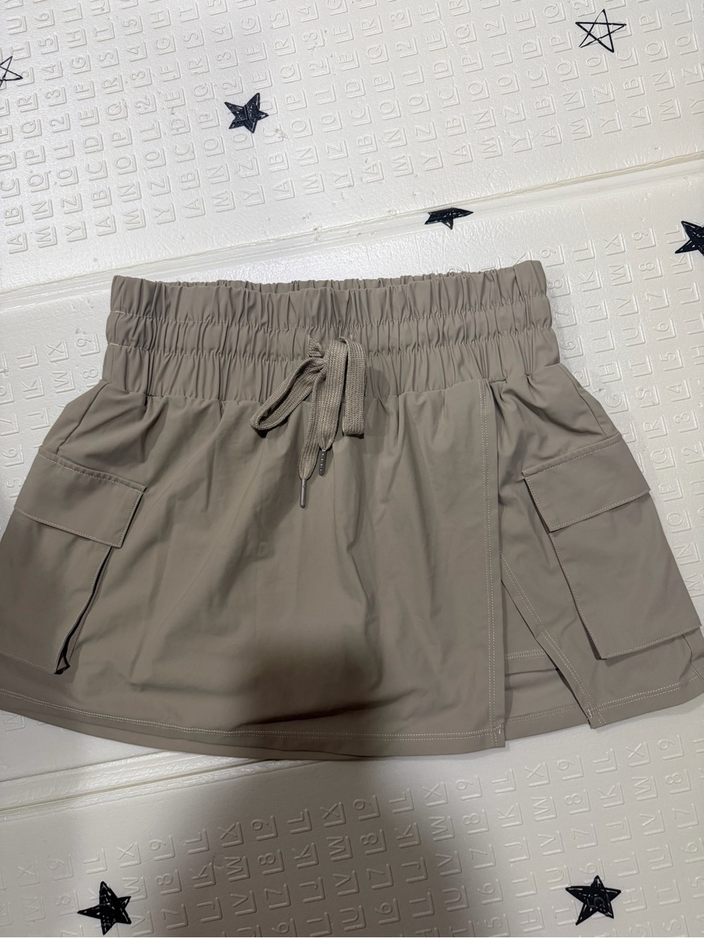 HALARA Taupe Utility Cargo Shorts